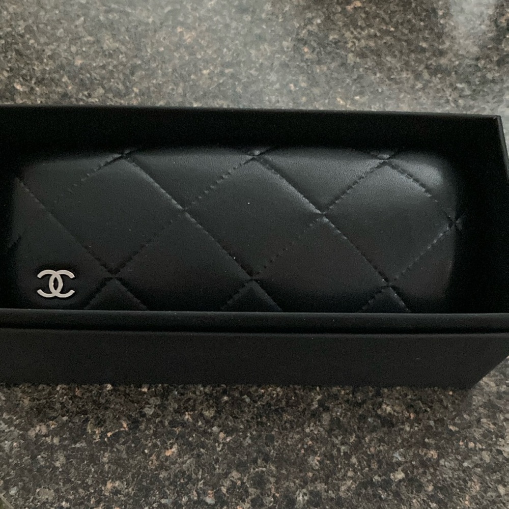 Chanel eyeglass case with cleaning cloth and box